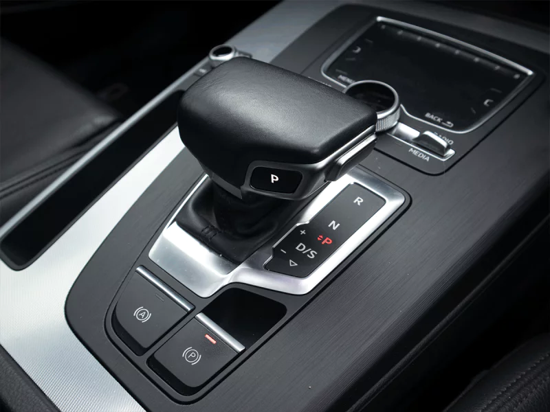 Vehicle Image for 18/25for Audi Q5 40 TDI S Line quattro S Tronic