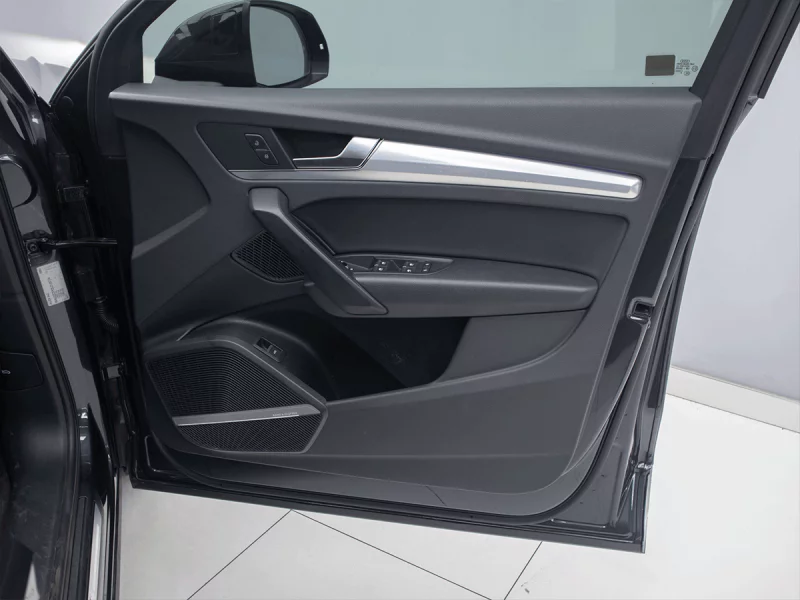 Vehicle Image for 23/25for Audi Q5 40 TDI S Line quattro S Tronic