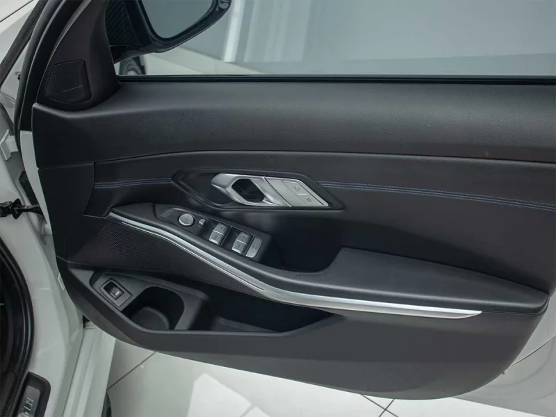 Vehicle Image for 22/24for BMW 3 Series 20i M MZANSI EDITION A/T (G20)