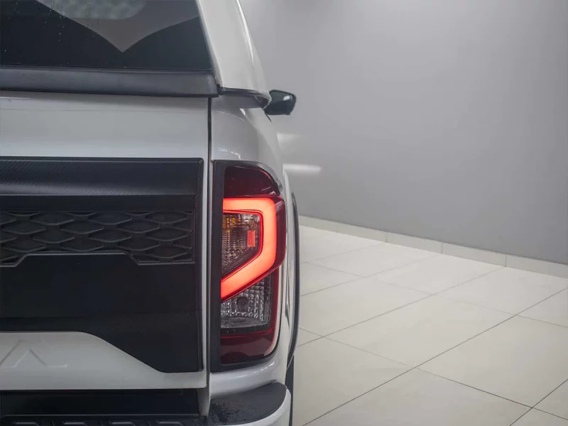 Vehicle Image for 10/24for Nissan Navara Double Cab 2.5DDTi Pro-2X Auto D/C P/U