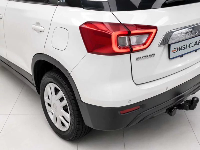 Vehicle Image for 8/24for Suzuki Vitara Brezza 1.5 GL