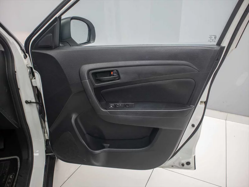 Vehicle Image for 20/24for Suzuki Vitara Brezza 1.5 GL