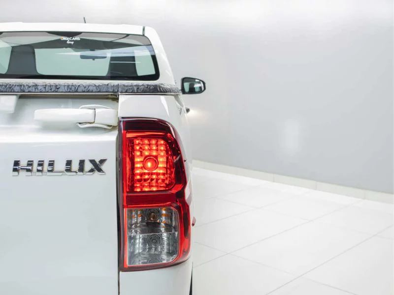 Vehicle Image for 11/23for Toyota Hilux Single Cab 2.0VVTi S A/C 5MT