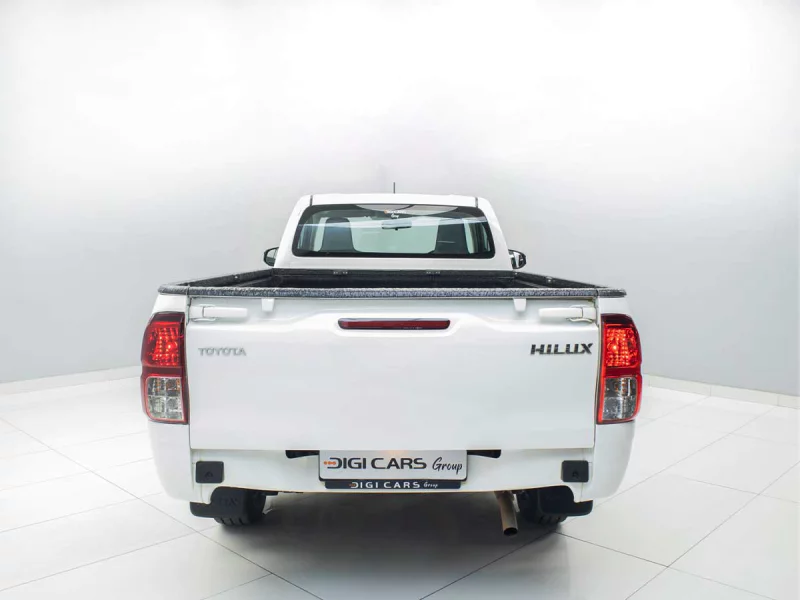 Vehicle Image for 12/23for Toyota Hilux Single Cab 2.0VVTi S A/C 5MT