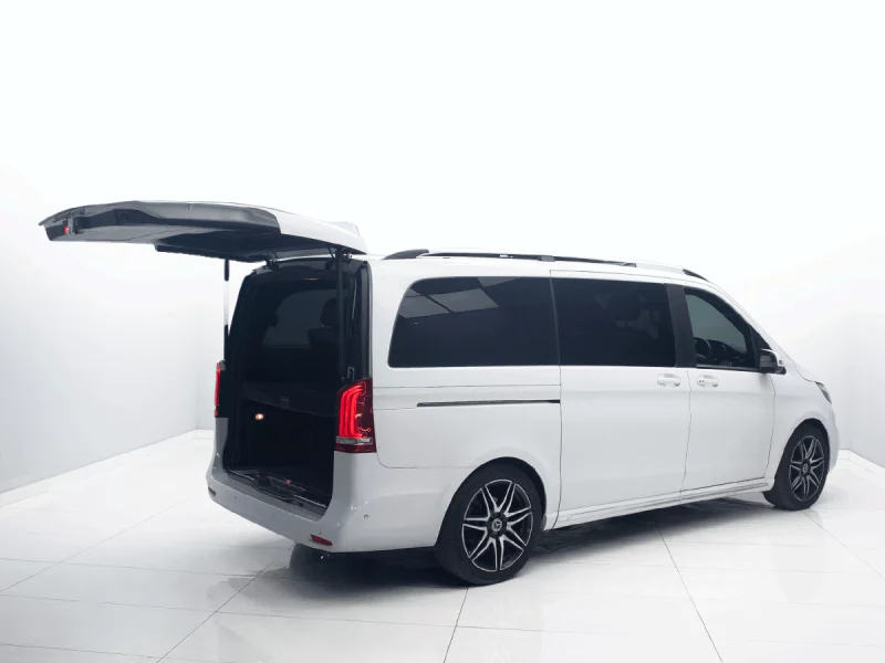 Vehicle Image for 6/26for Mercedes-Benz V-Class V300d Exclusive