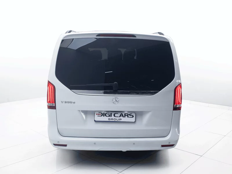 Vehicle Image for 12/26for Mercedes-Benz V-Class V300d Exclusive