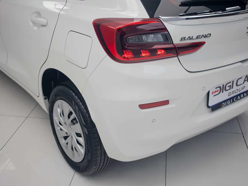 Vehicle Image for 10/24for Suzuki Baleno 1.5 GL MT