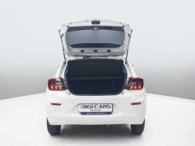 Vehicle Image for 13/24for Suzuki Baleno 1.5 GL MT