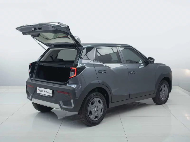 Vehicle Image for 7/23for Mahindra XUV3X0 1.2 MX3 AT