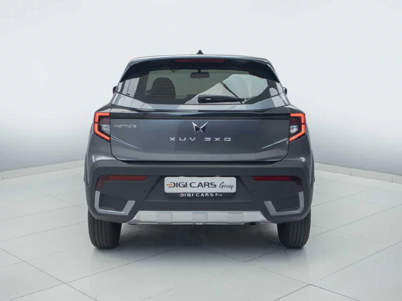 Vehicle Image for 10/23for Mahindra XUV3X0 1.2 MX2 MT