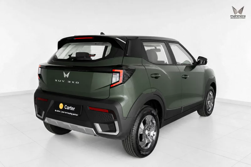 Vehicle Image for 5/29for Mahindra XUV3X0 1.2 MX3 AT