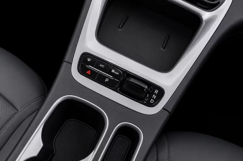Vehicle Image for 17/25for Geely E2 Apex