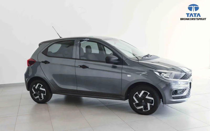 Vehicle Image for 4/20for Tata Tiago 1.2 XM MT