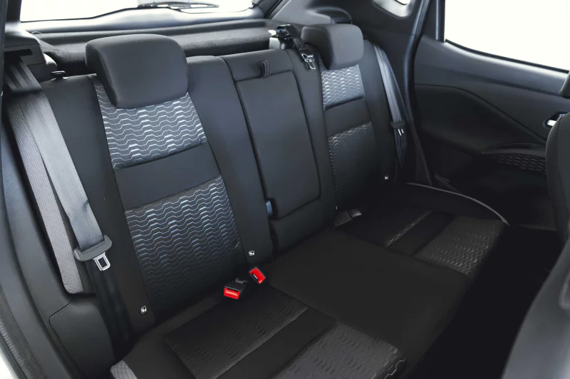 Vehicle Image for 17/27for Nissan Magnite 1.0 Visia MT