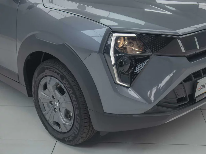 Vehicle Image for 5/23for Mahindra XUV3X0 1.2 MX2 MT