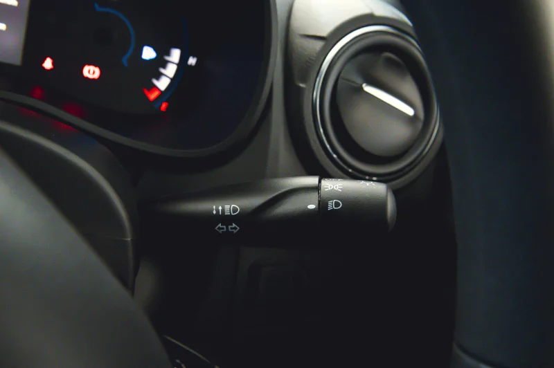 Vehicle Image for 15/22for Renault Kwid 1.0l Life 5-Dr abs