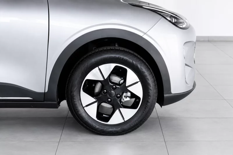 Vehicle Image for 9/25for Geely E2 Apex