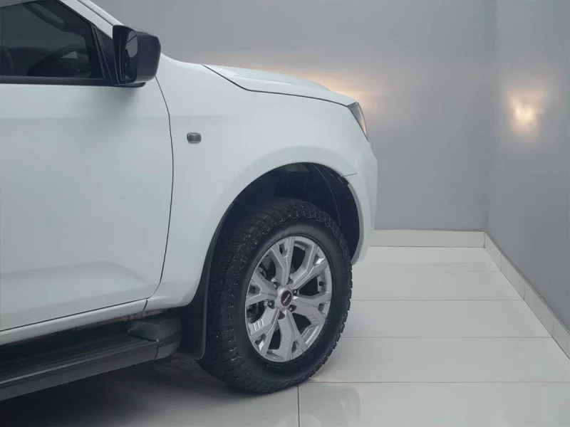 Vehicle Image for 2/12for Isuzu D-MAX Double Cab 1.9 Ddi HR L Auto D/C P/U