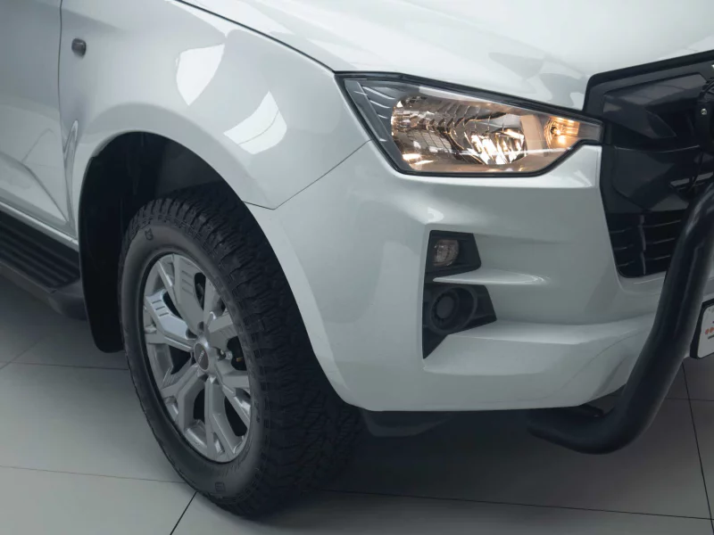 Vehicle Image for 3/12for Isuzu D-MAX Double Cab 1.9 Ddi HR L Auto D/C P/U