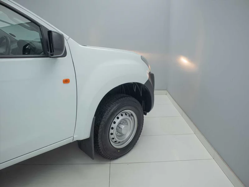 Vehicle Image for 4/10for Isuzu D-MAX Single Cab 250C Fleetside S/