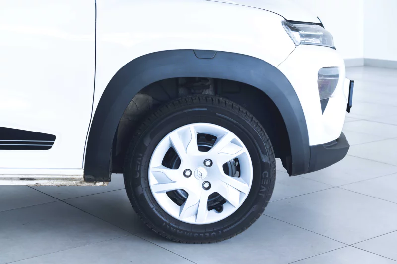 Vehicle Image for 10/27for Renault Kwid 1.0l Zen AMT 5-Dr abs