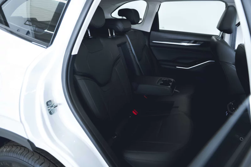 Vehicle Image for 14/25for Haval H6 1.5T Hybrid Ultra Luxury DHT