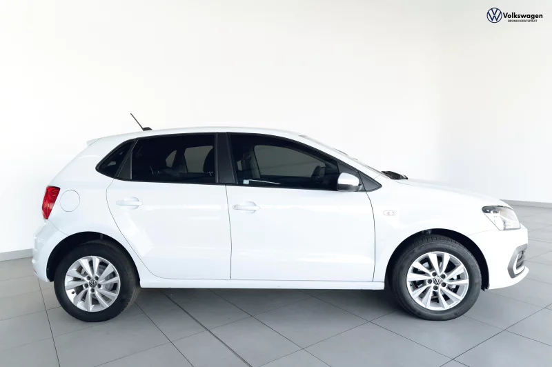 Vehicle Image for 4/26for Volkswagen Polo Vivo Hatch 1.6 77kW Life Tiptronic